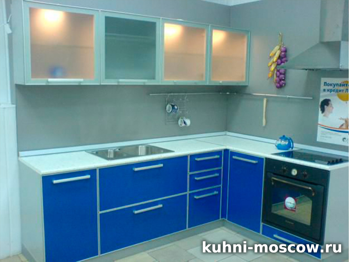Синяя кухня Паула